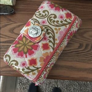 Pink paisley Vera Bradley clutch/wallet
